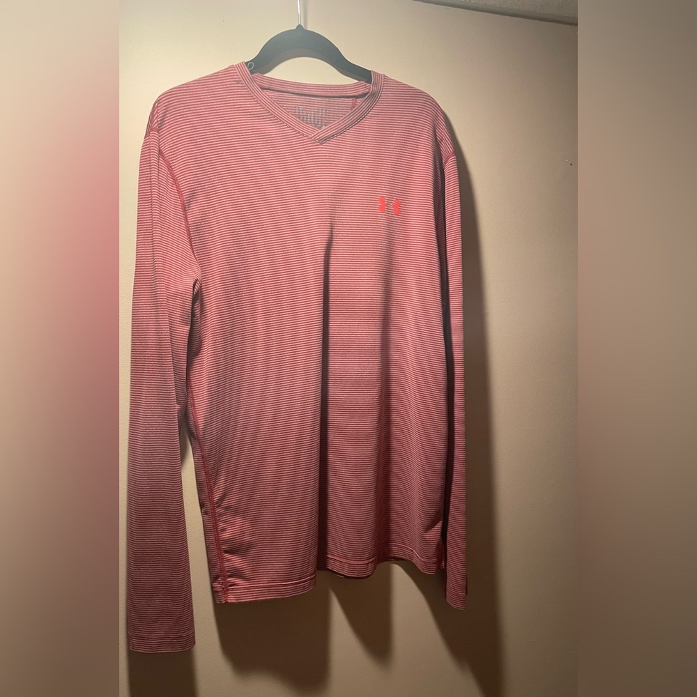 Under Armour Men's Striped Red Long Sleeve size L